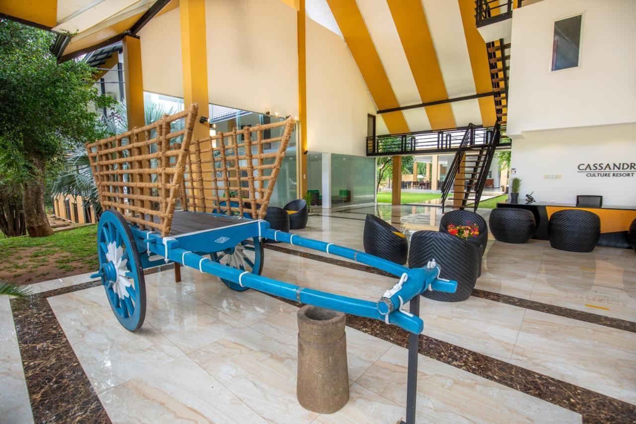 Cassandra Culture Resort Szigirija Kültér fotó